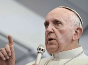 Papa Francesco: Questa è l’epoca contro il Creatore